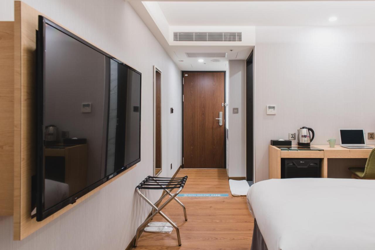 เฮย์ ไทเป Hotel ภายนอก รูปภาพ
